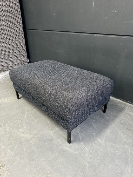 Diseño en stock Reposapiés Aikon