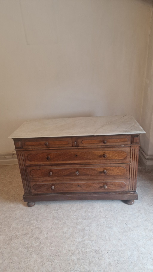 Cassettiera in legno