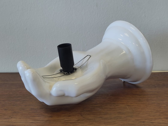 Image 1 of Lámpara de pared esférica de cerámica en la mano