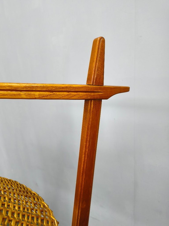 Image 1 of Vloerlamp uit het midden van de 20e eeuw met rotan kap, Tsjechoslowakije, jaren 60