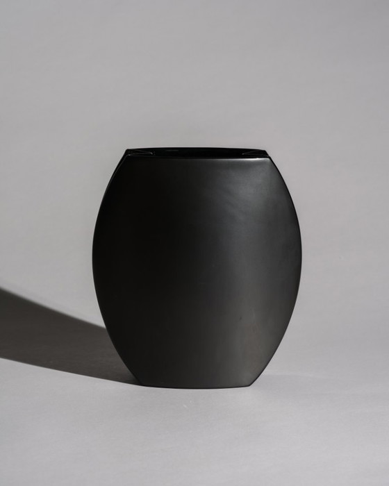 Image 1 of Jan van der Vaart pour Rosenthal Vase en porcelaine noire et duo de bols Nautica, Allemagne