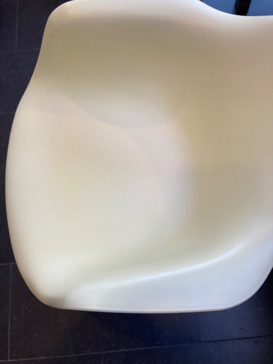 Image 1 of Silla mecedora Vitra Eames RAR