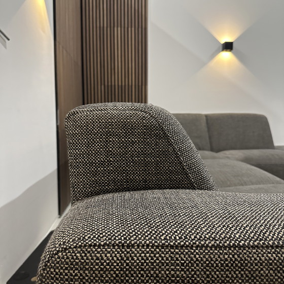 Image 1 of Montel viano