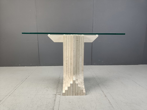 Image 1 of Vintage travertijnen consoletafel op de wijze van Carlo Scarpa, 1970S