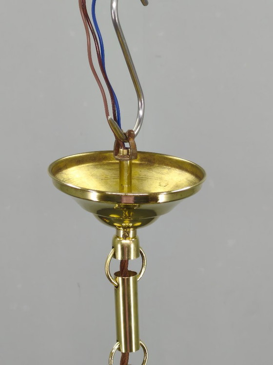 Image 1 of Lámpara de araña Art Déco de latón y cristal opalino, década de 1930.