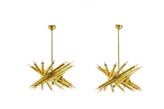 Image 1 of Pair of 24-light chandeliers in patinated brass. 1980s.