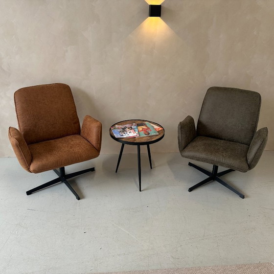 Image 1 of Poltrona Lugo in microfibra cognac