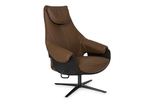 Leolux Cream Plus armchair