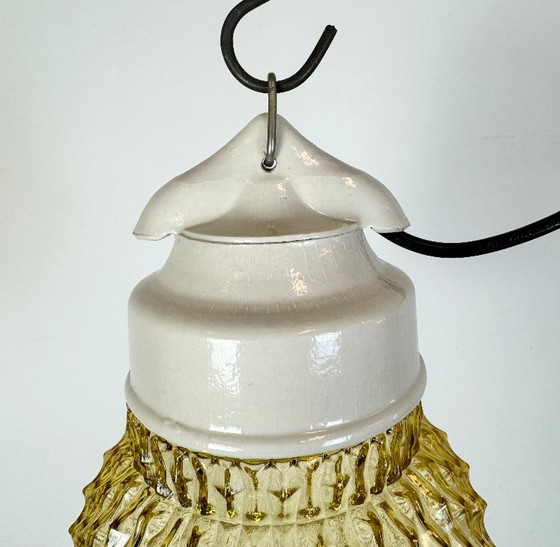 Image 1 of Vintage witte porseleinen hanglamp, jaren 70