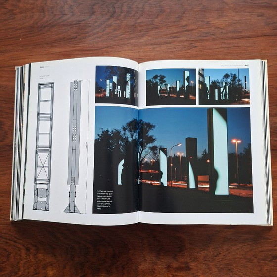 Image 1 of Libro illustrato Bright: Illuminazione architettonica e installazione di luci.