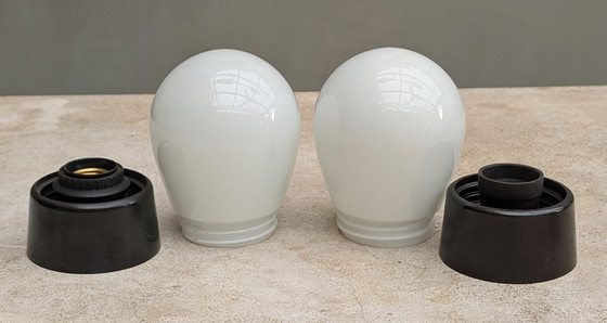 Image 1 of Ensemble de lampes en verre opalin rares + bakélite