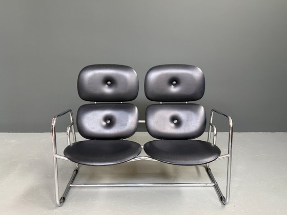 Image 1 of Divano italiano a 2 posti, tipico dello stile di Gae Aulenti e Poltronova