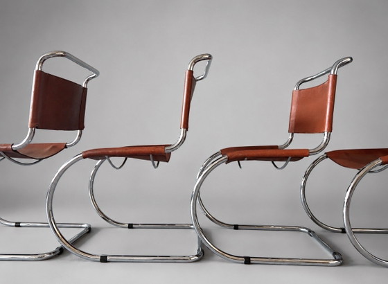 Image 1 of 4 sedie vintage MR10 di Mies van der Rohe per Fasem, Italia