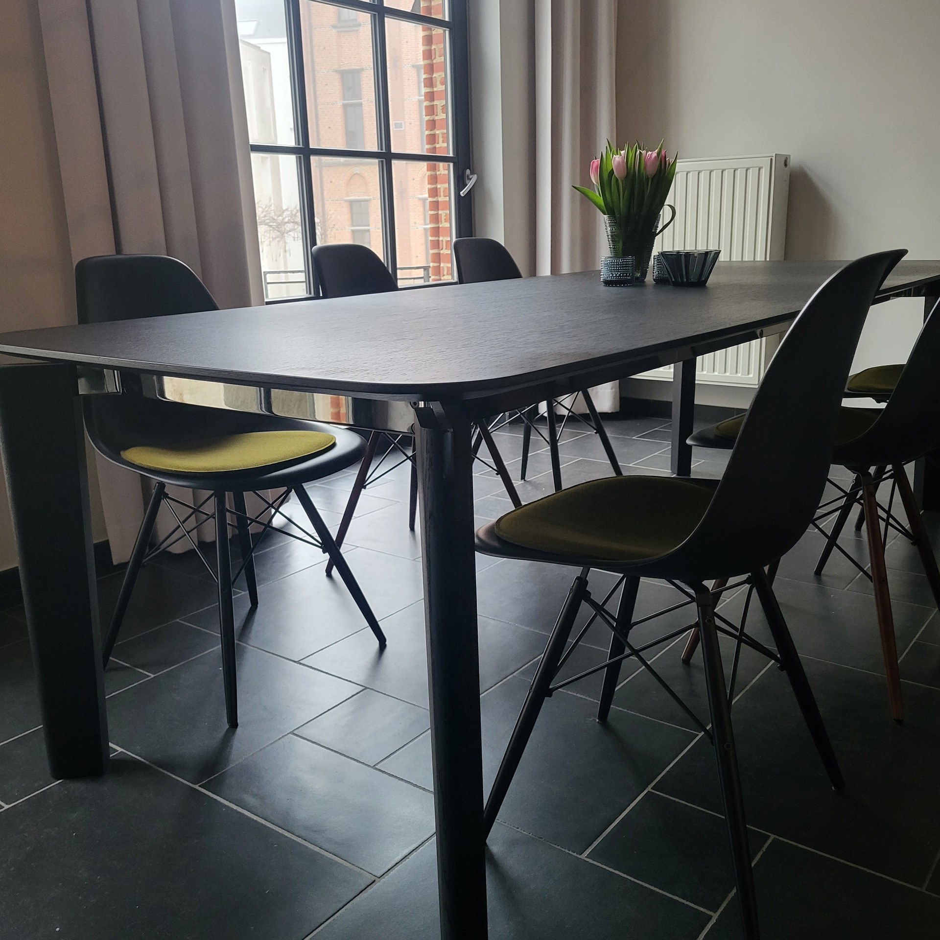 B&B Italia Dining tables | Whoppah