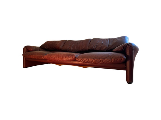 Image 1 of Cassina Maralunga 3-seater leather sofa by Vico Magistretti 1970s