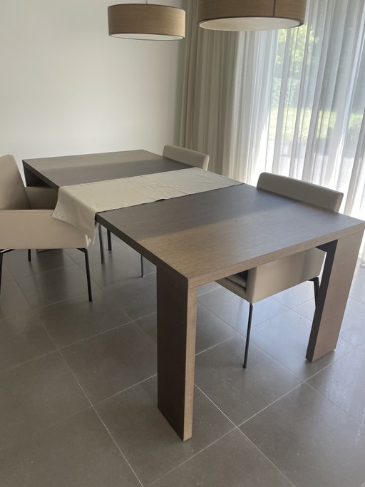 Maxalto dining table Apta