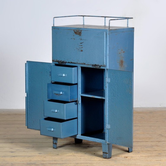 Image 1 of Piccolo mobile industriale in ferro con quattro cassetti, anni '70