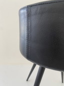 Sgabello vintage di design italiano – ZEUS Milano – Pelle nera e metallo