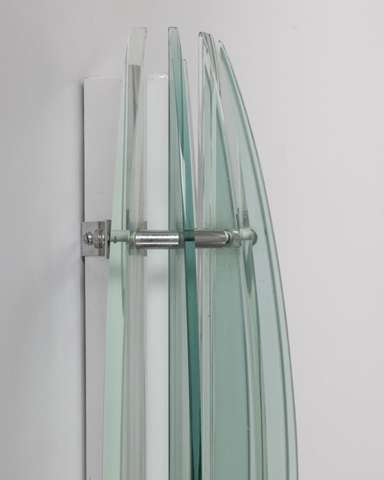 Image 1 of  Page 1 of 8 Lampe murale vintage des années 70 en métal et verre design Veca