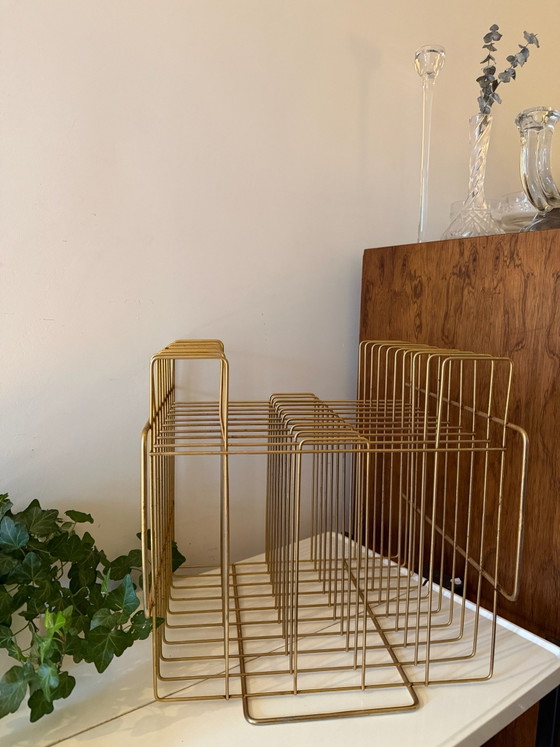 Portadischi vintage a forma di cubo Mid-Century, Oggetti decorativi, Metallo, Dorato (foto 3 di 6)