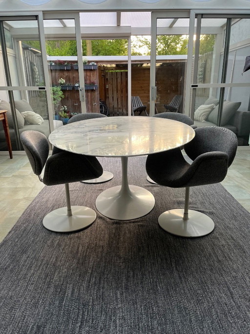 Knoll International Saarinen Esstisch 200x120