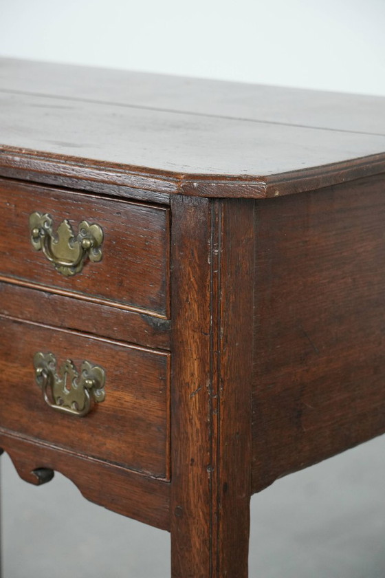 Image 1 of English antique oak lowboy/side table from the 18th century