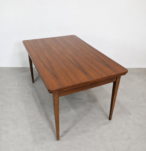 Scandinavian Extendable Teak Dining Table, Circa 1960 – eettafels, Wood (photo 2 of 9)
