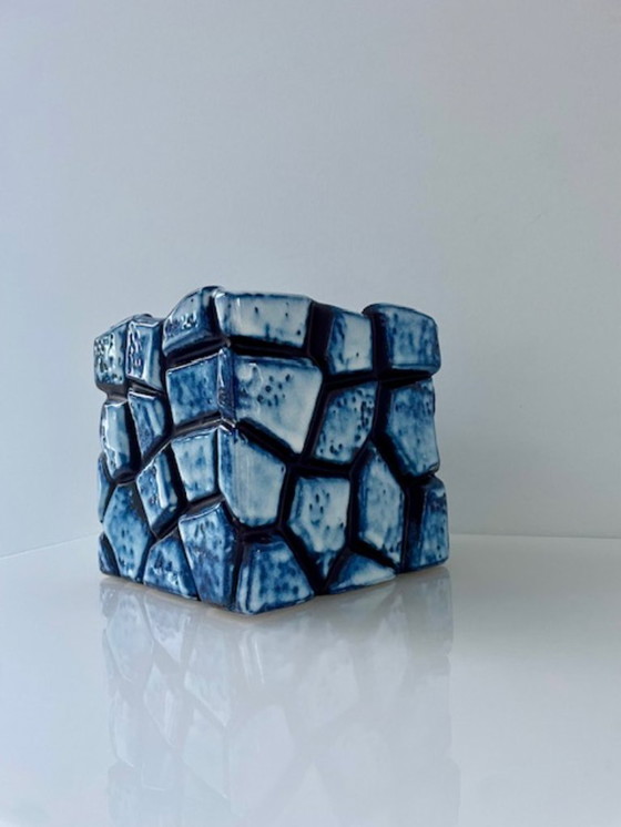 Image 1 of Square handmade flower pot with crackle design