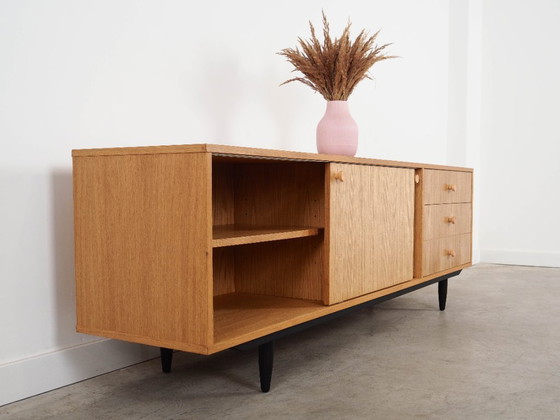 Image 1 of Credenza in rovere, design scandinavo
