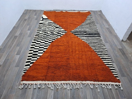 Traditioneel handgemaakt Beni Ouraine-tapijt, formaat 1,5/2,5 m – Aime Té, vloerkleden en tapijten, Wool