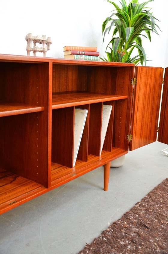 Image 1 of Børge Mogensen dressoir vintage teakhouten ladekast platenkast jaren 60