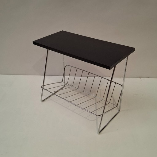 Tavolino vintage con portariviste integrato – bijzettafels, Metal, Wood (photo 2 of 12)