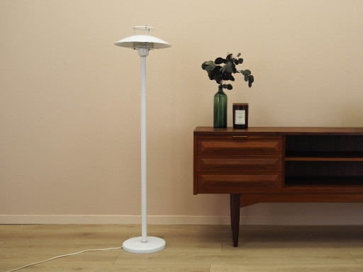 Lampada da terra danese in metallo bianco, design scandinavo minimalista, anni '70. – vloerlampen (photo 2 of 9)