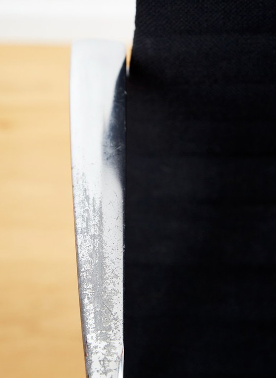 Image 1 of Silla giratoria EA 108 de Charles & Ray Eames para Herman Miller