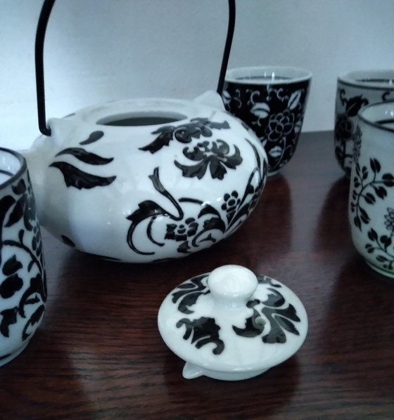 Image 1 of Juego de té blanco y negro, estilo asiático, porcelana.