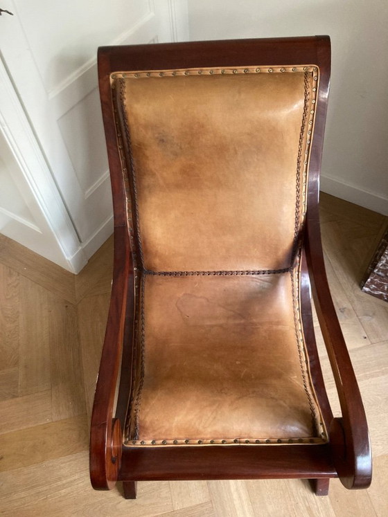 Image 1 of fauteuil en cuir et bois trône attirant