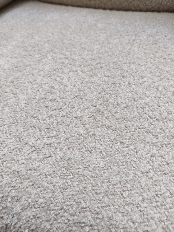 Image 1 of Cassina Maralunga 40 2 plazas retapizado en tejido bouclé