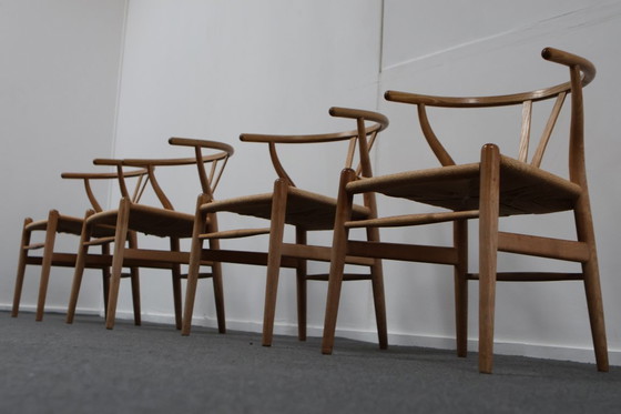 Image 1 of 4x Hans J. Wegner CH24 Sedie a spina di pesce in quercia, anni '70 Danimarca