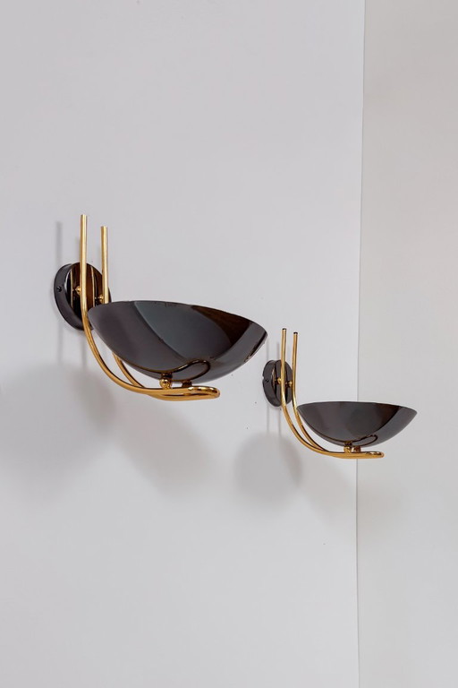 Pair of vintage Wall lights in brass and metal, Italy 1970.