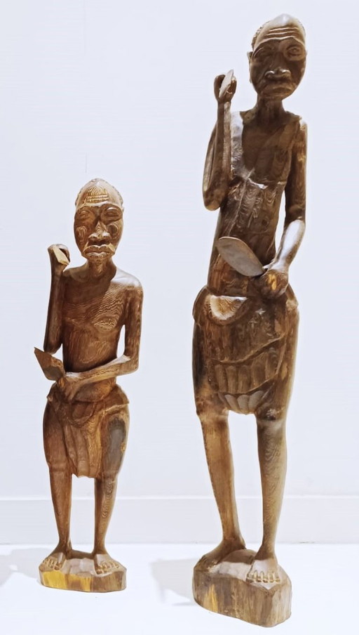 Statues africaines de grands et petits chasseurs/guerriers