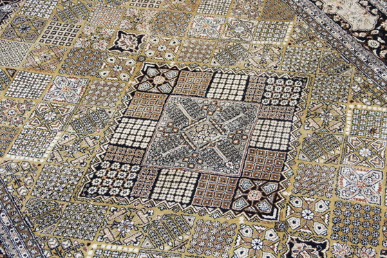 Image 1 of Tappeto persiano Ghom/Qom 100% seta, design classico antico, annodato a mano, 210 x 140 cm