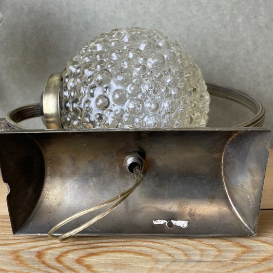 Coppia di applique da parete portoghesi vintage in ottone decorato e vetro a bolle, anni '70. – Glass (photo 8 of 11)