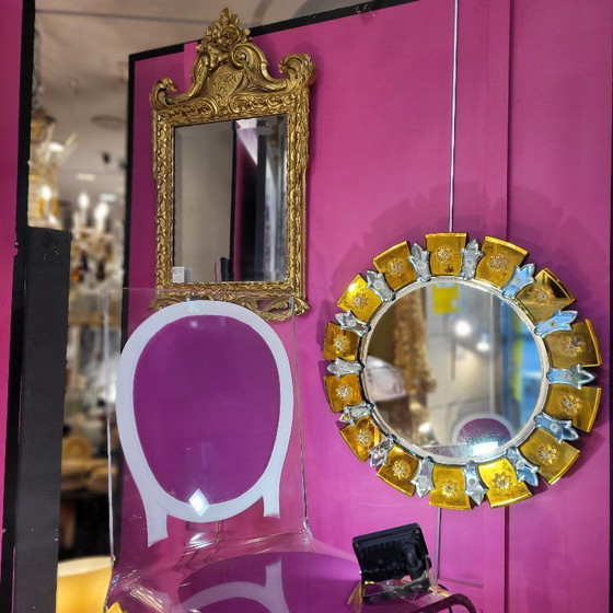 Image 1 of "Zon"-spiegel van Murano-glas, amberkleur, 20e eeuw – Italië