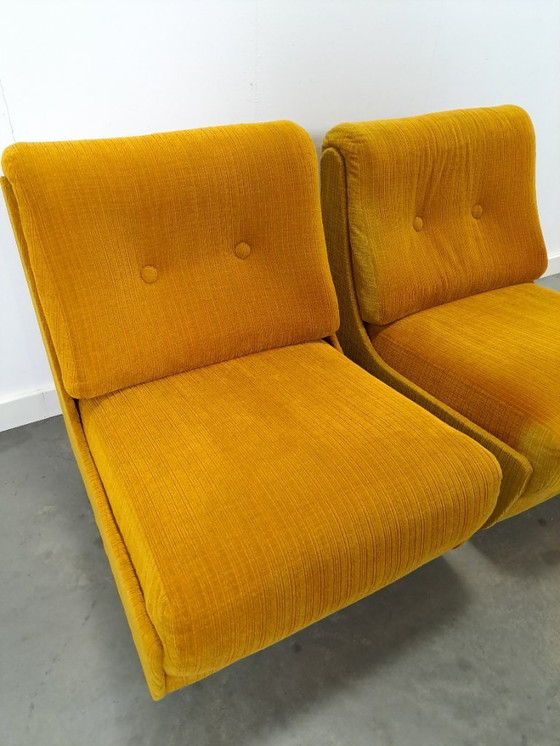 Image 1 of Divano componibile, poltrone giallo caldo