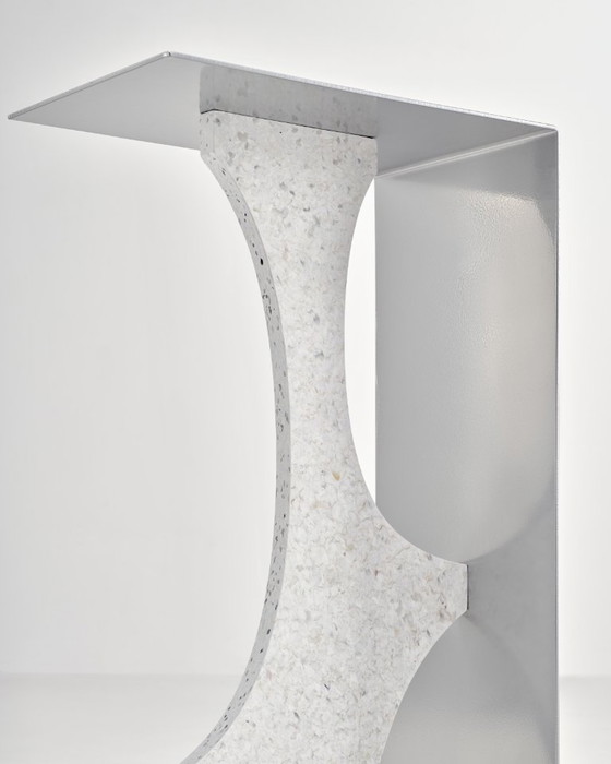 Image 1 of Table d'appoint Echo 70 cm