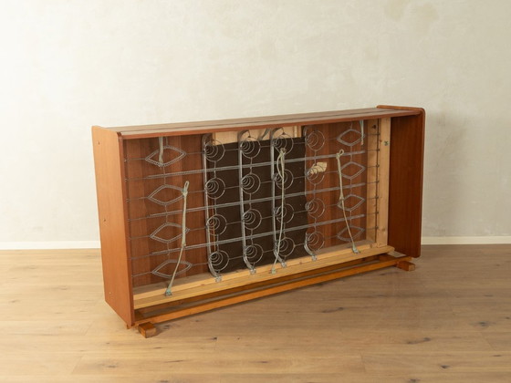 Image 1 of Opklapbed uit de jaren 60 in mid-century stijl