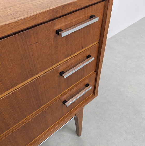 Image 1 of Commode van teakhout in Mid-Century Modern stijl
