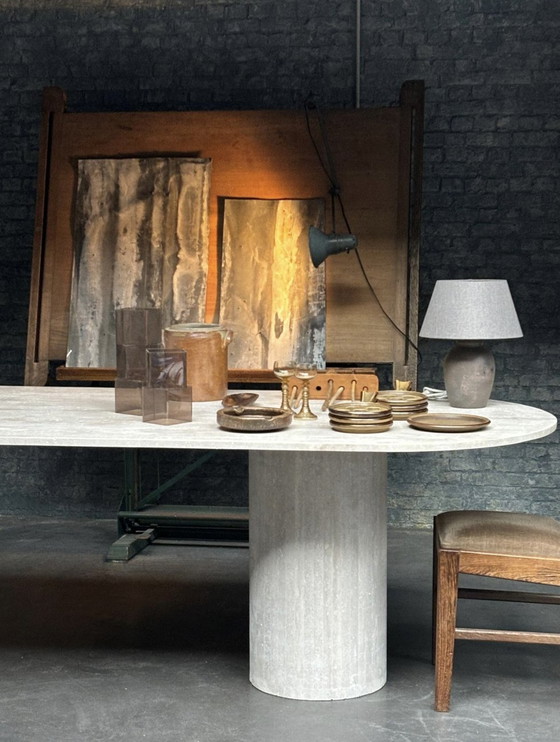 Image 1 of Tavolo da pranzo in travertino 