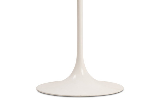 Image 1 of Eero Saarinen, pour Knoll International. Guéridon « Tulipe » ovale. Vers 1950