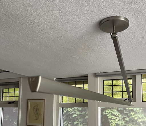 Lampe suspendue réglable dans toutes les positions